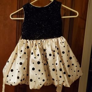 Girls Size Small Holiday Dress
